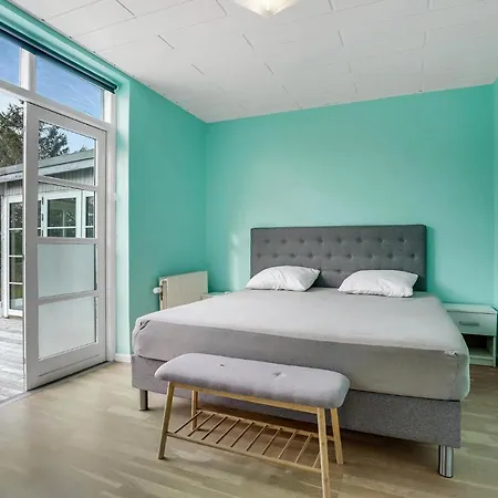 Amazing In With 2 Bedrooms And Wifi Semesterbostad *