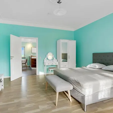 Amazing In With 2 Bedrooms And Wifi
