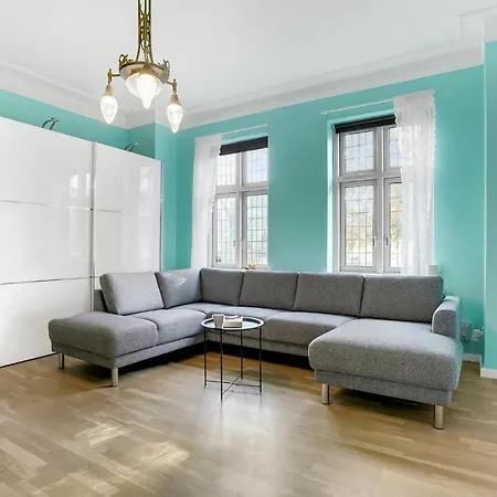 Amazing In With 2 Bedrooms And Wifi *