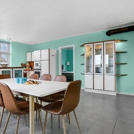 Amazing In With 2 Bedrooms And Wifi *