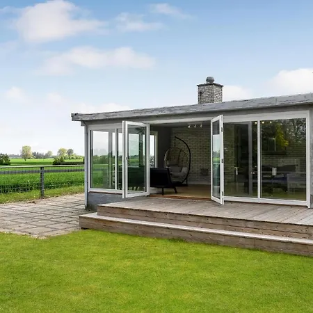 Amazing In With 2 Bedrooms And Wifi